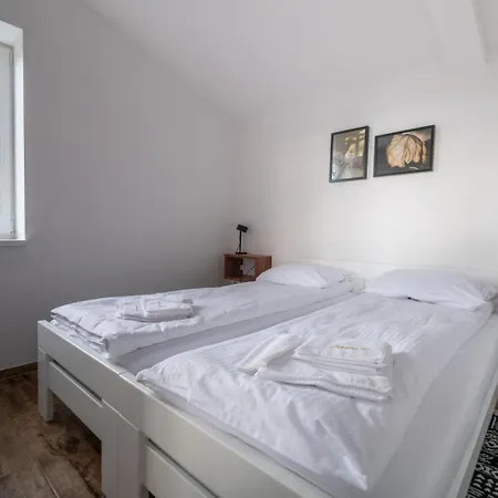 Kuca 59 Appartement *