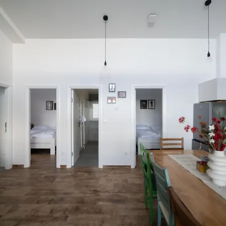 Apartment Kuca 59 *